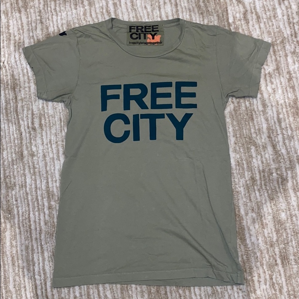 Free City Neighborhood T-shirt